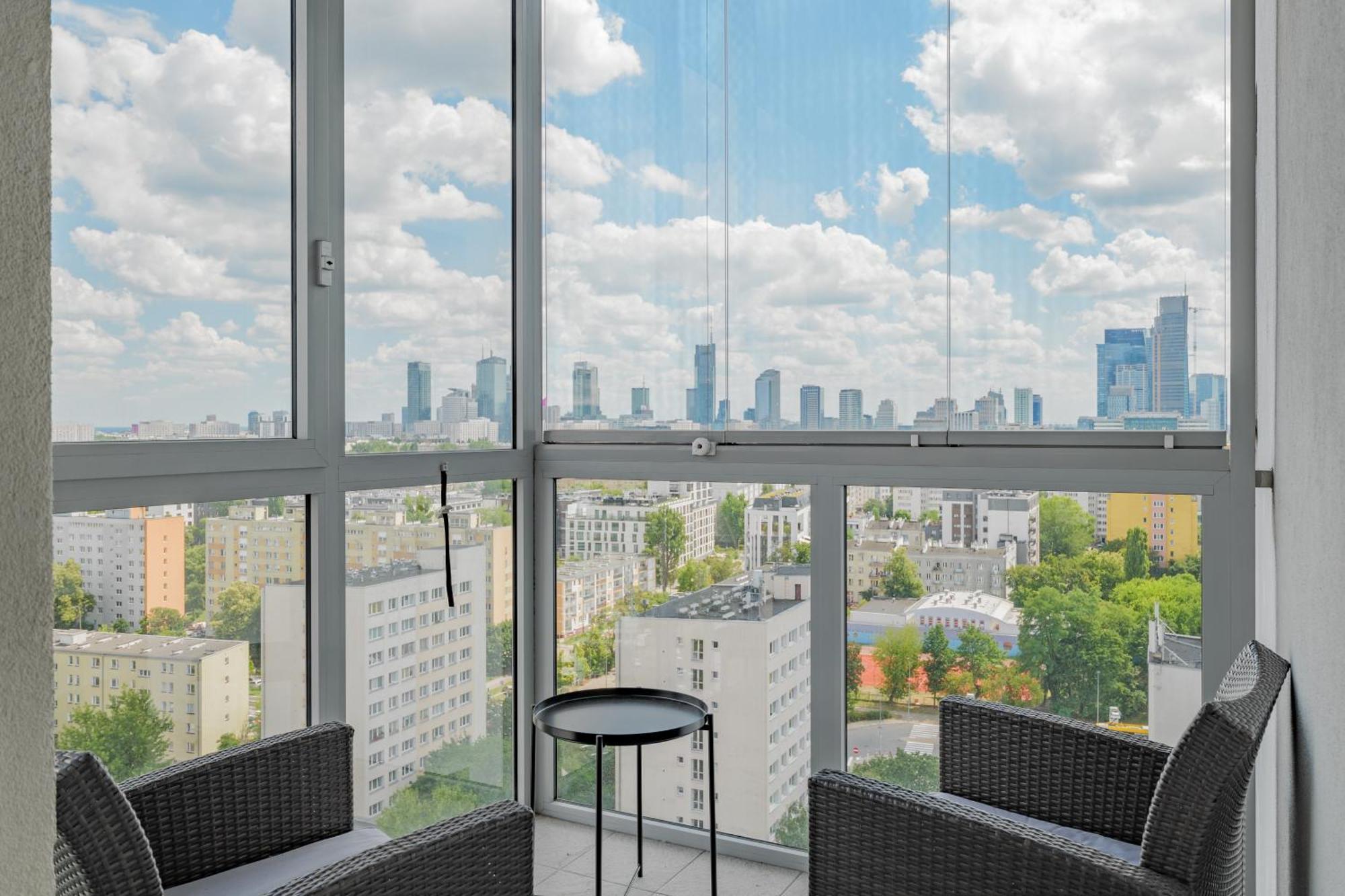 Penthouse Okopowa 56 By Nyx Apart Warsaw Exterior photo